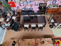Excelente mesa de sala - Extensível - Marca Antarte - óptimo