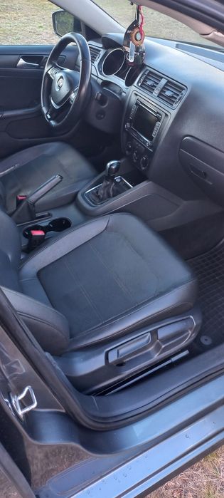 Джетта 6 2015 рестайлинг