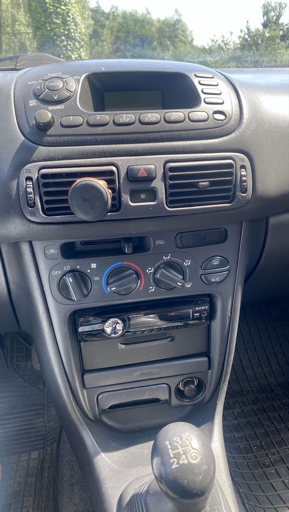 Toyota Corolla 2000