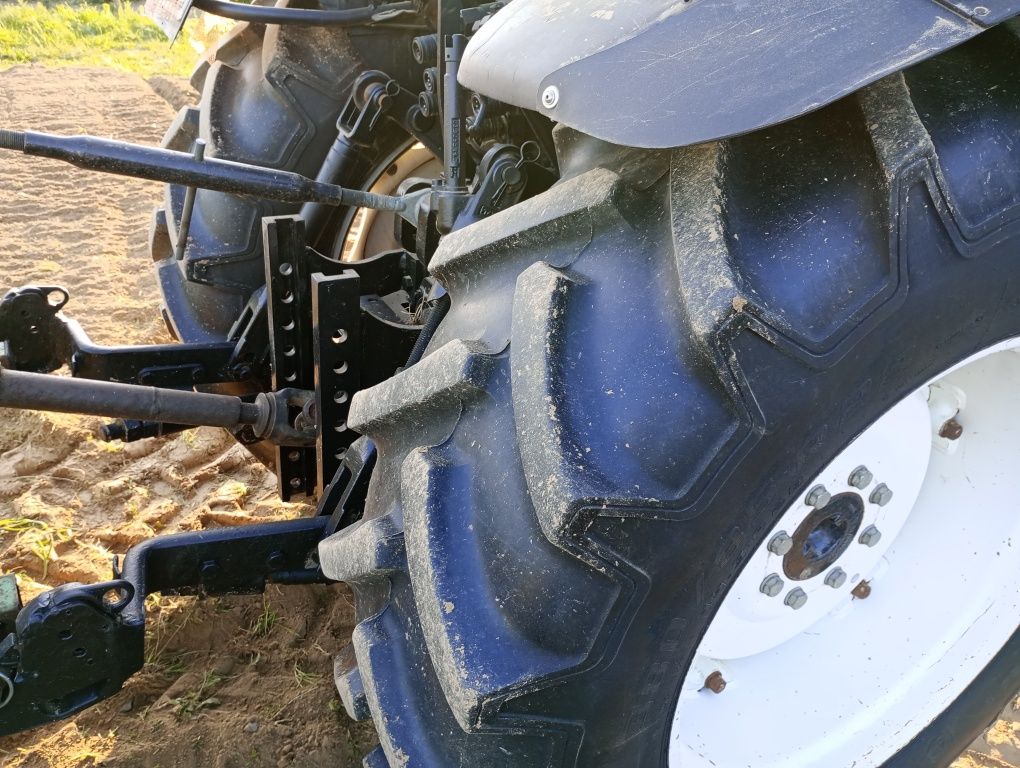 New Holland TN 85FA, 40km/h , sprawna Klima , hamulce na 4 koła