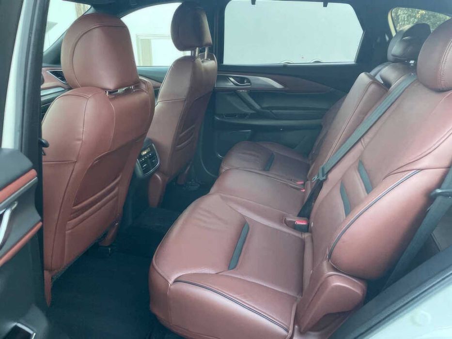Mazda CX-9 Signature      2017
