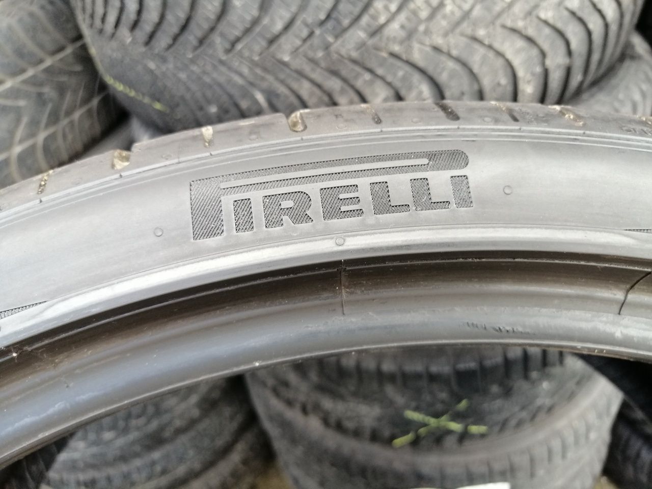 285/30ZR22 101Y Pirelli P Zero AO PNCS