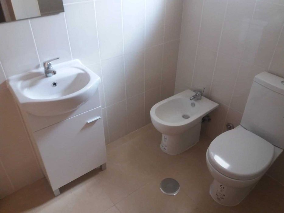 Apartamento T2 em moradia com terraço