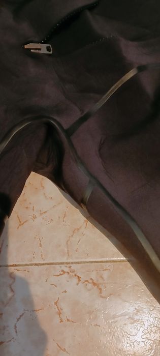 Fato Needessentials 4/3 selagem líquida M