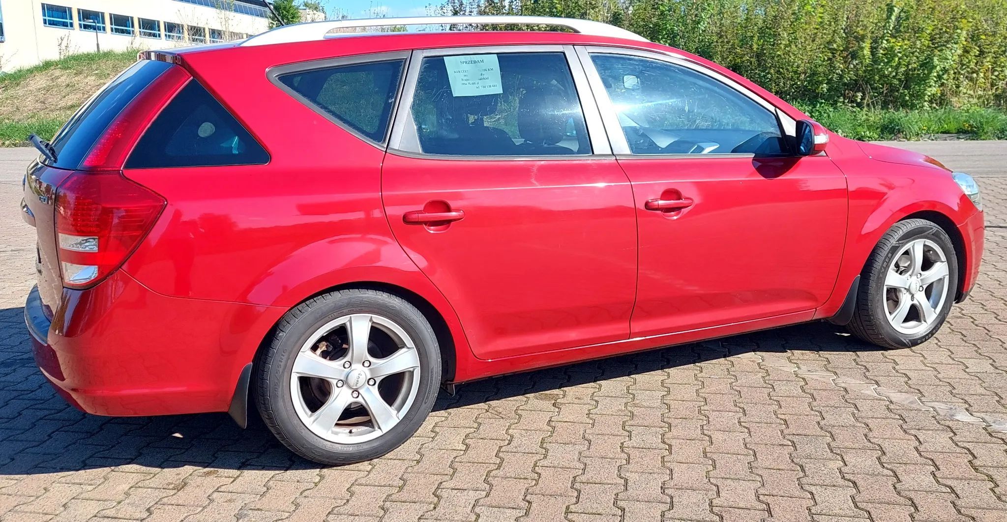 Kia Ceed I-właścicel, Klp kół zimowych, Dwustrefowa klimatyzacja