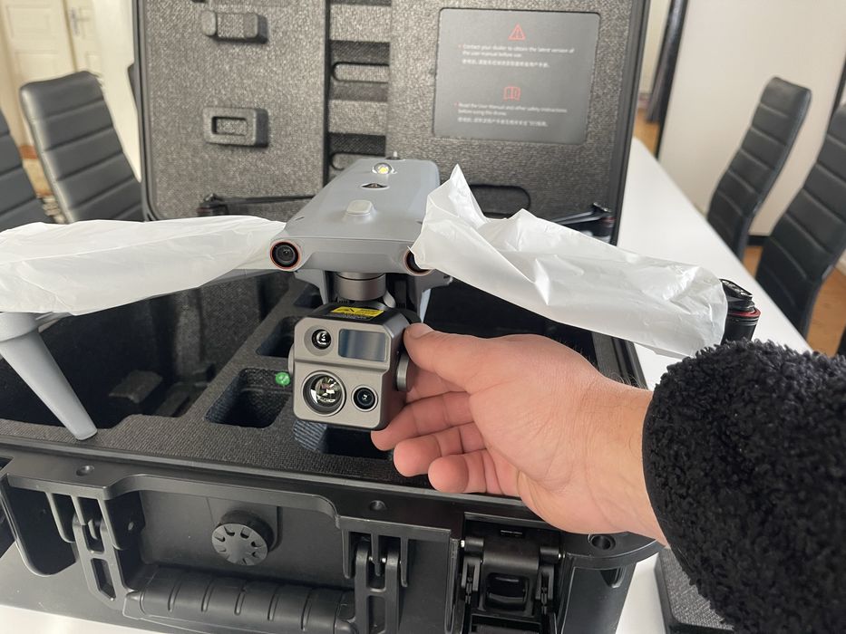 Дрон квадрокоптер Autel EVO Max 4N сама крута камера