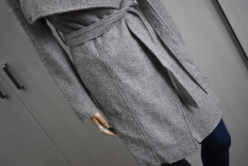 Płaszcz wełniany 34 XS szlafrokowy wiązany zimowy do kolan elegancki