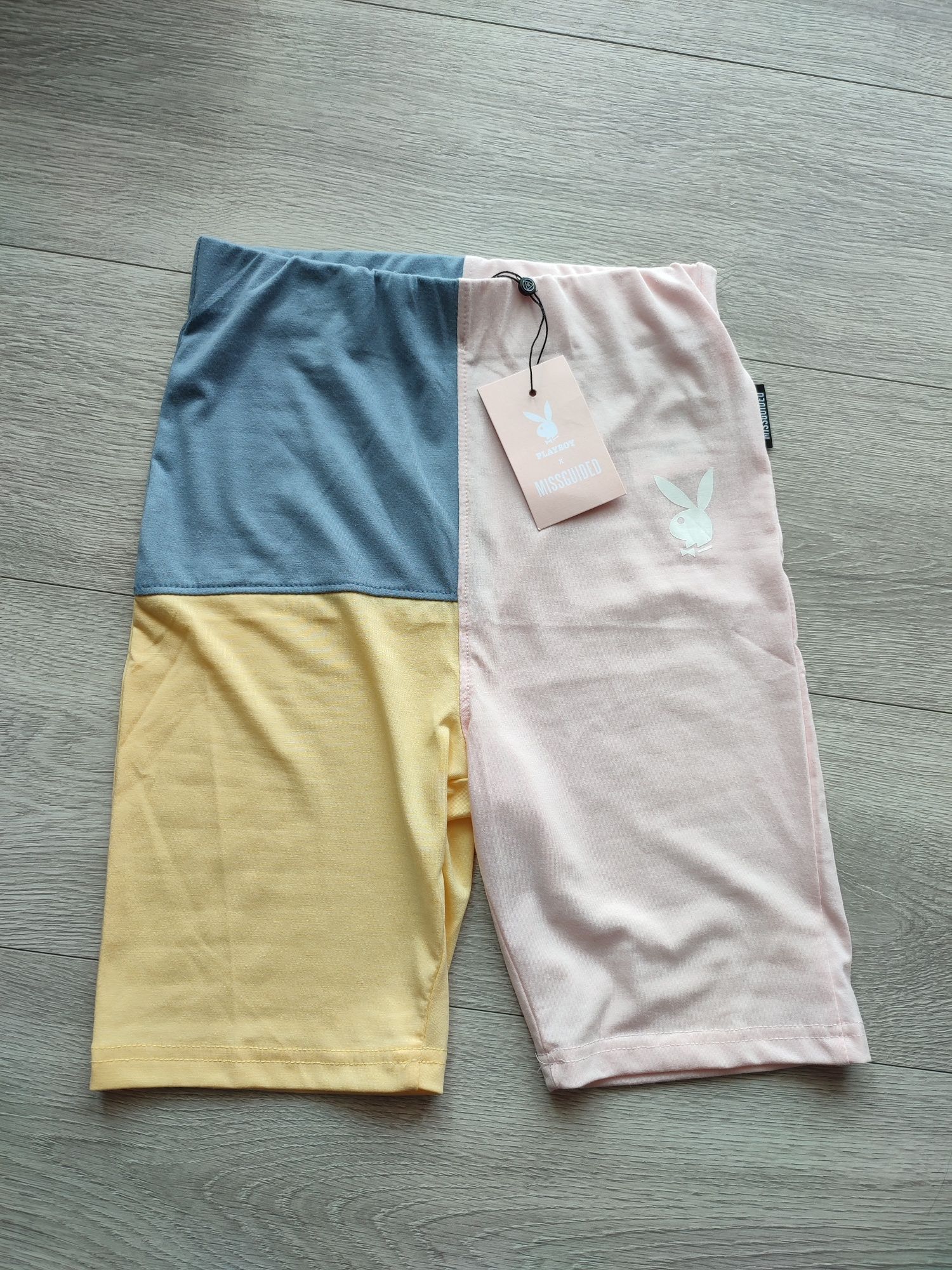 !NOWE! z metką spodnie pastel missguided Playboy XS kolarki legginsy