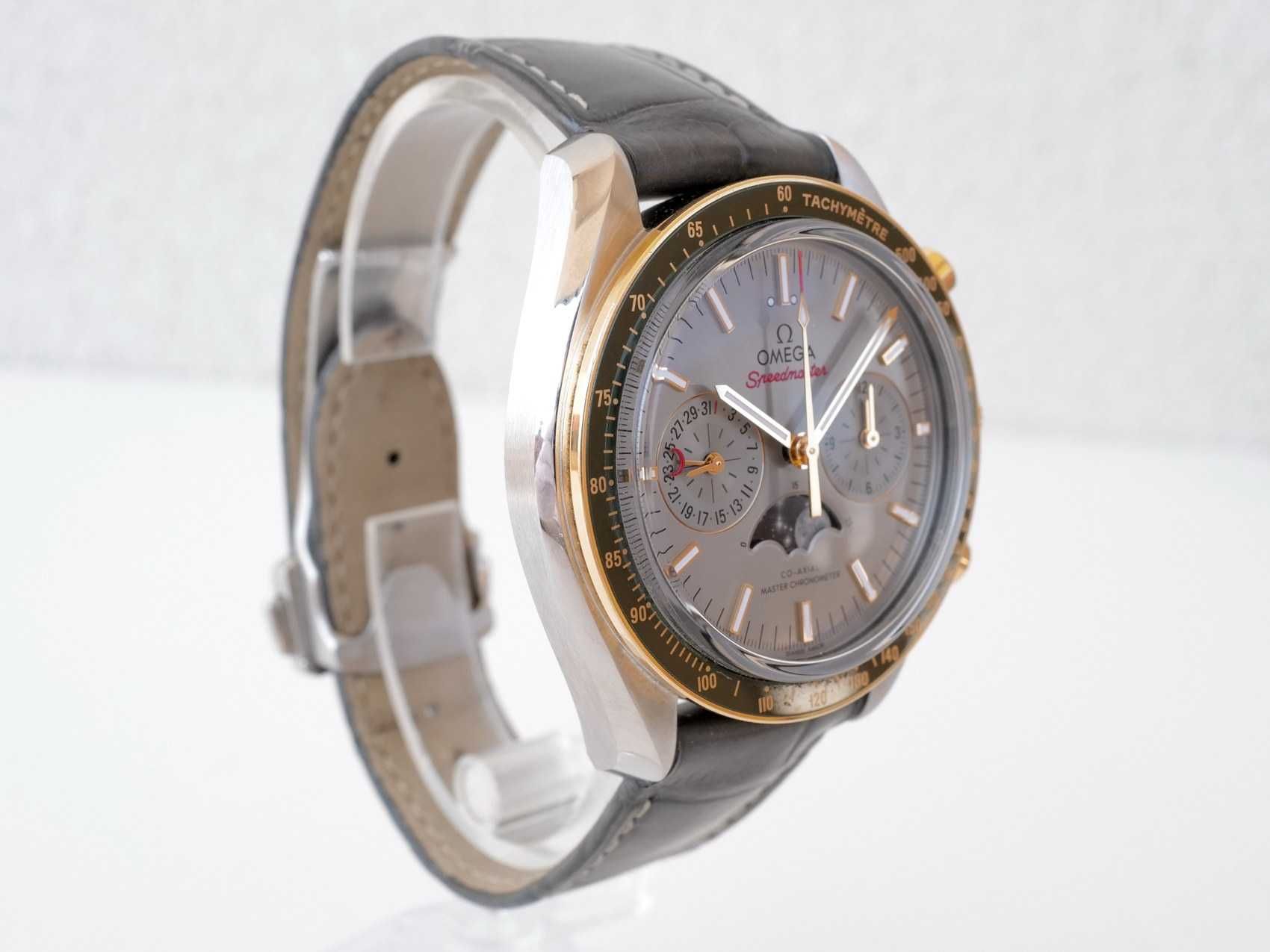 Omega Speedmaster Professional Moonwatch Moonphase