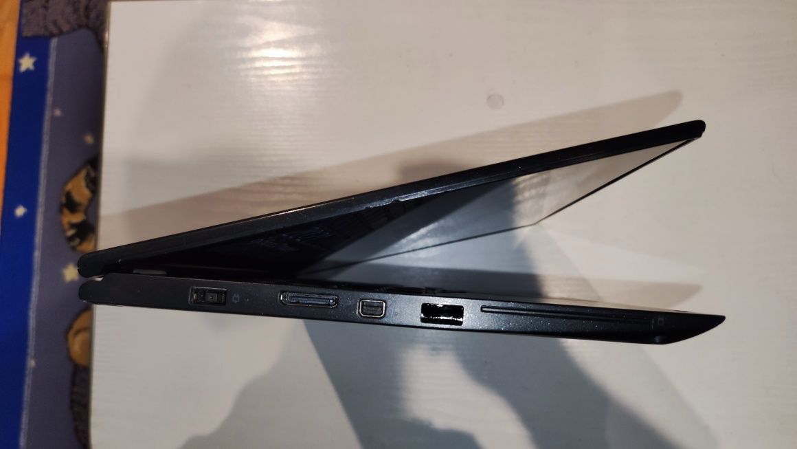 Ноутбук планшет трансформер Lenovo yoga 260/i5 6200U/8 gb/128 gb ssd