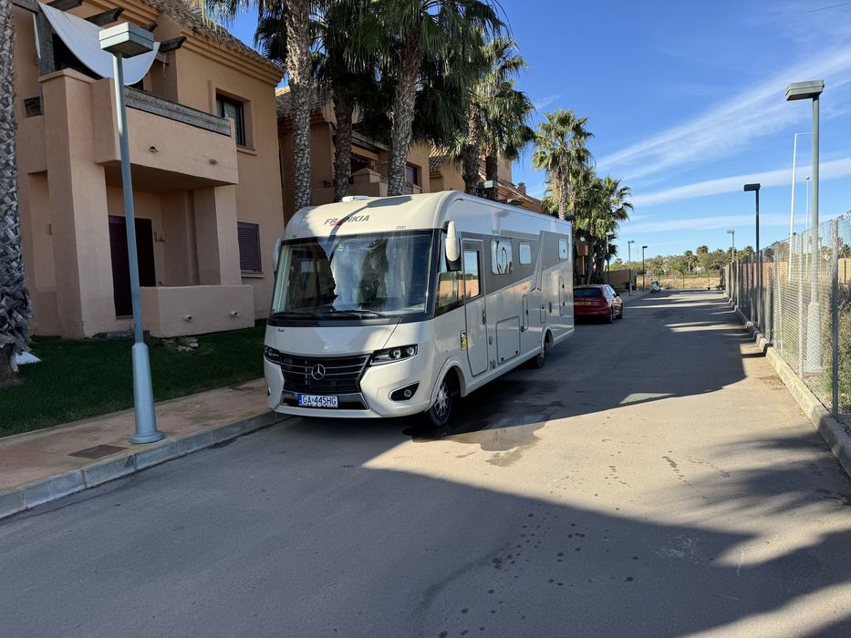 Frankia Platin I8400 GD  Pierwszy właściciel , cenna brutto , 5 osobowy