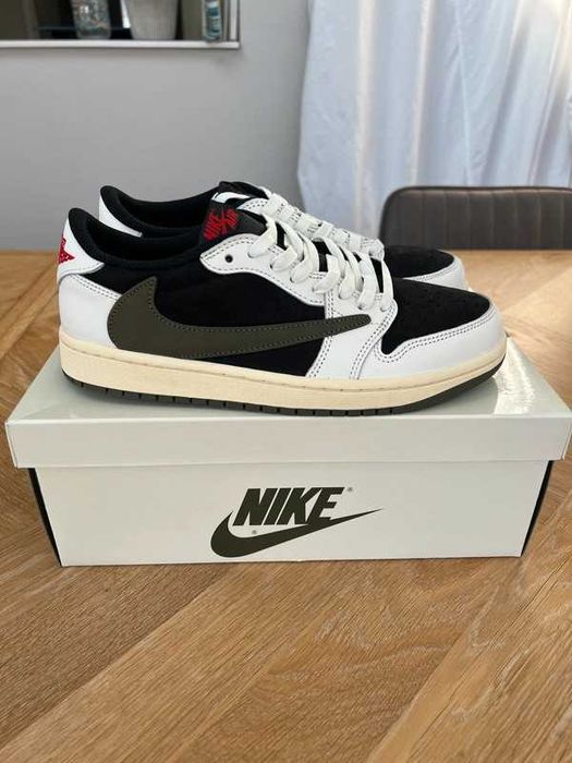 "Buty Jordan_1_Retro_Low_OG_SP_Travis_Scott_Olive r.45