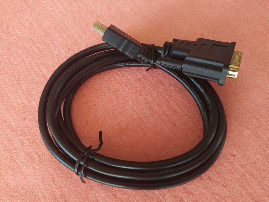 Продам кабель 2Х Cablexpert HDMI / DVI 1.8m Black (СС-HDMI-DVI-6)