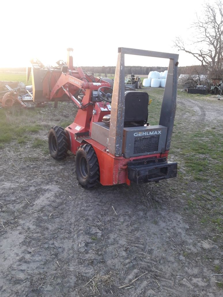 Miniładowarka Gehlmax 150