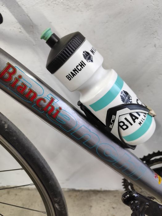 Rower szosowy kolarka Bianchi Nirone Campagnolo.