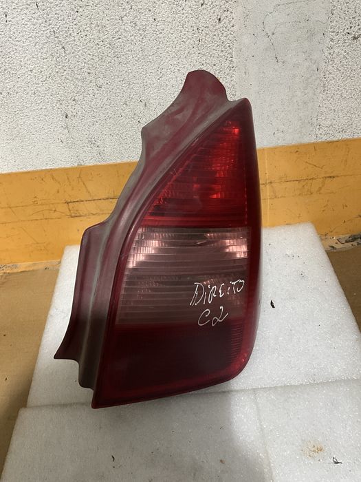 Farolim tras direito citroen c2
