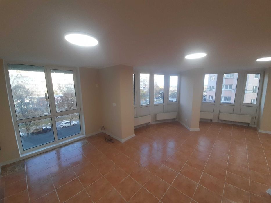 Вишгород Центр Суперфасад н/ф 72кв.м. Активний трафік