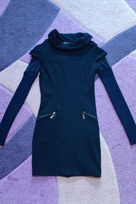 Классическое платье р.42