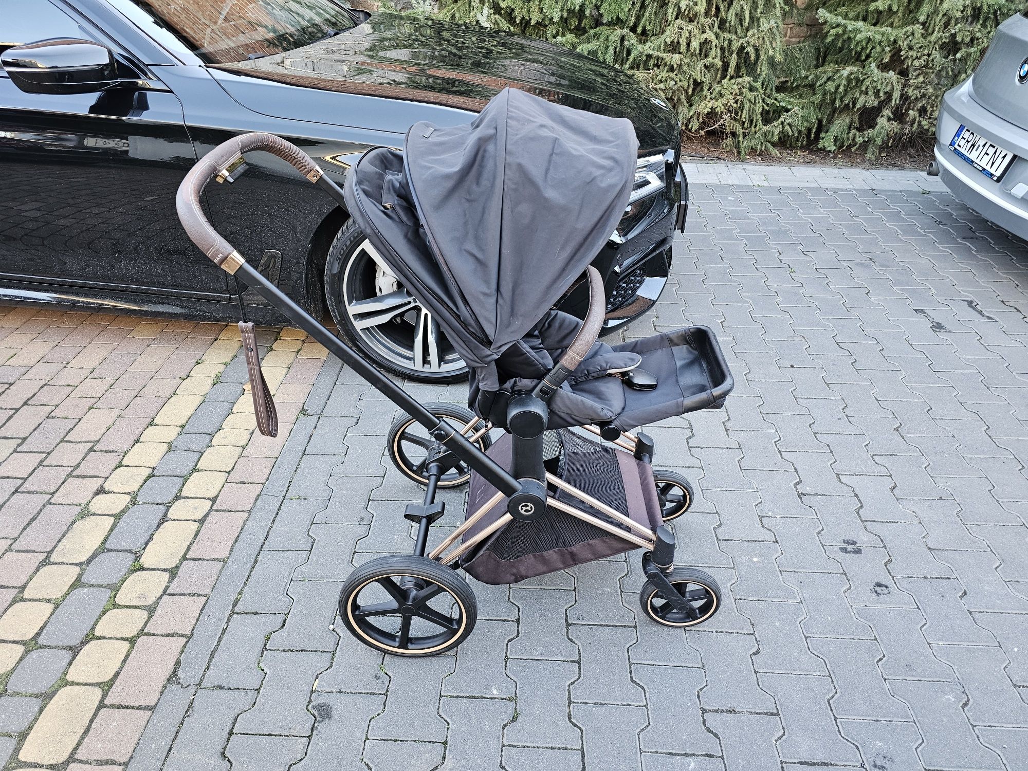 Cybex - Priam 2.0 4w1  Rose Gold z fotelikiem Cloud T i Bazą T