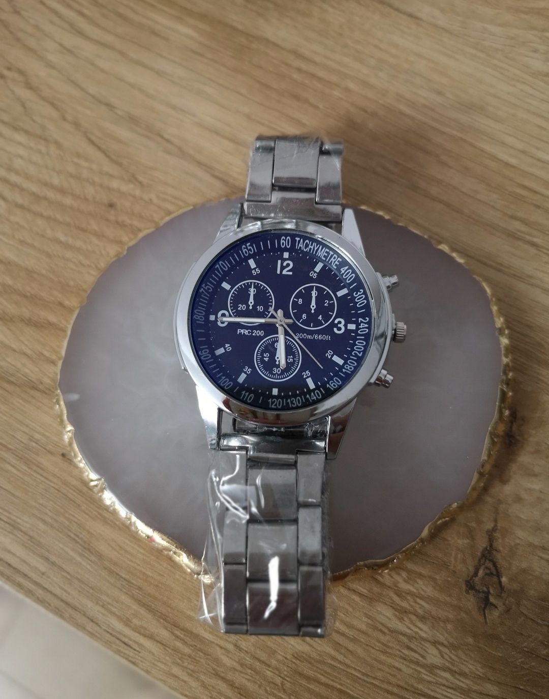 Nowy zegarek męski na srebrnej bransolecie na prezent