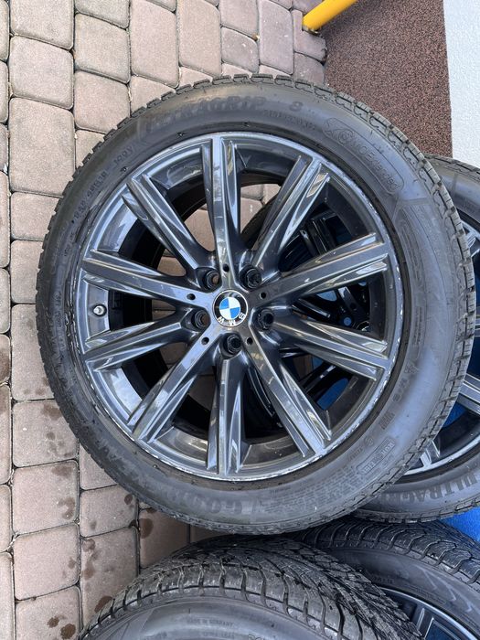 Koła zimowe BMW serii 5 245/45/18  Styling 684 V-spoke