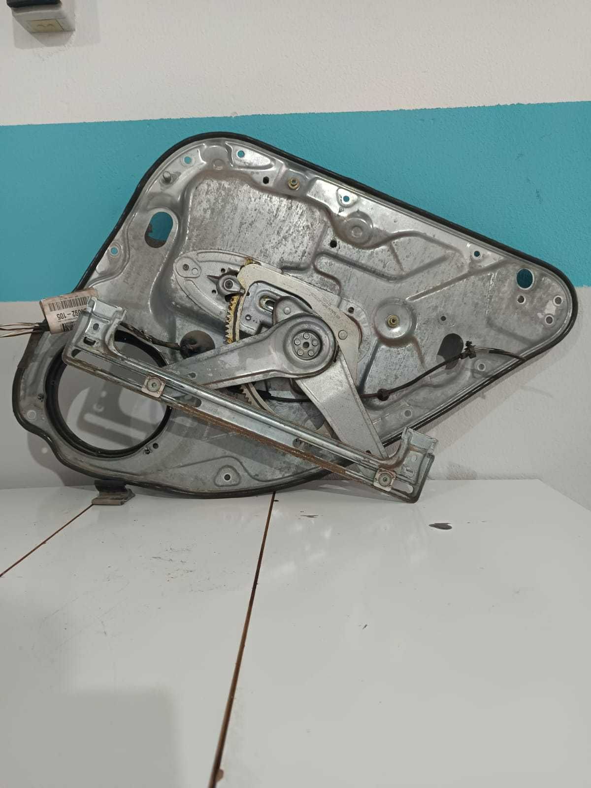 Elevador de Vidro Traseiro Esquerdo Ford FOCUS MK2 2003 a 2007