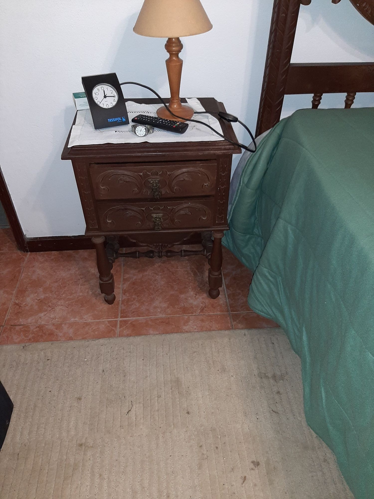 Mobília de quarto antiga