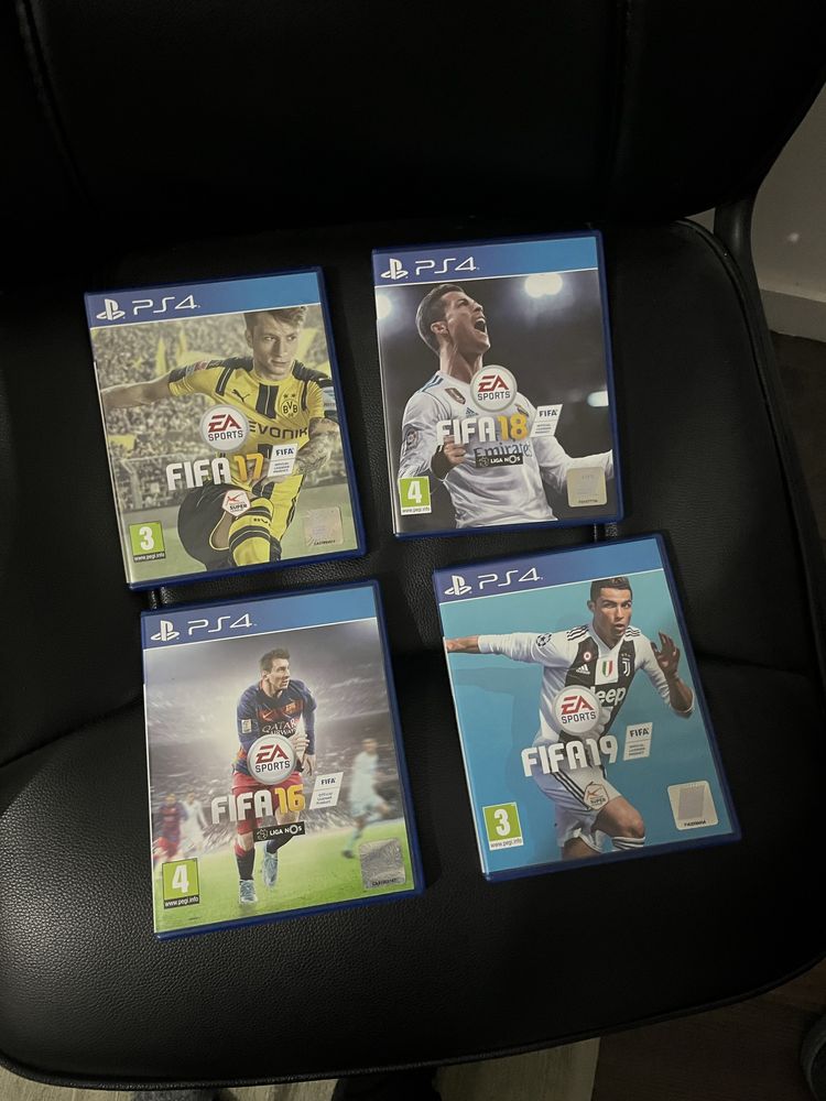 PlayStation4 + Jogos