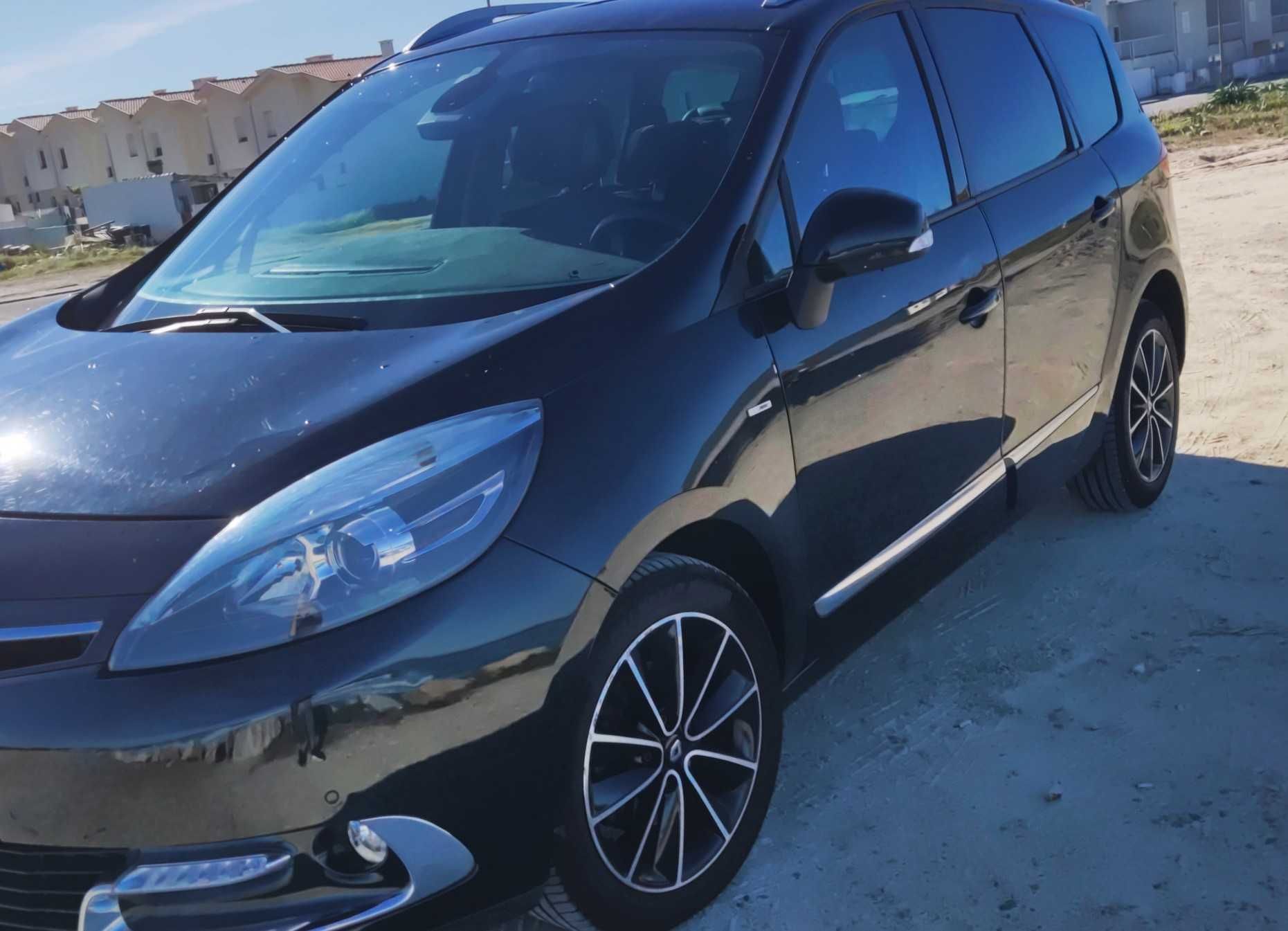 Renault Grand Scenic Bose Edition