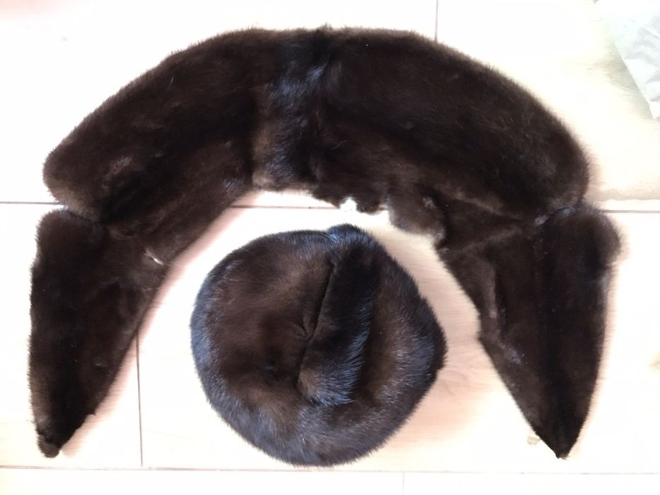 Czapka i kołnierz z futra tchórzofretki