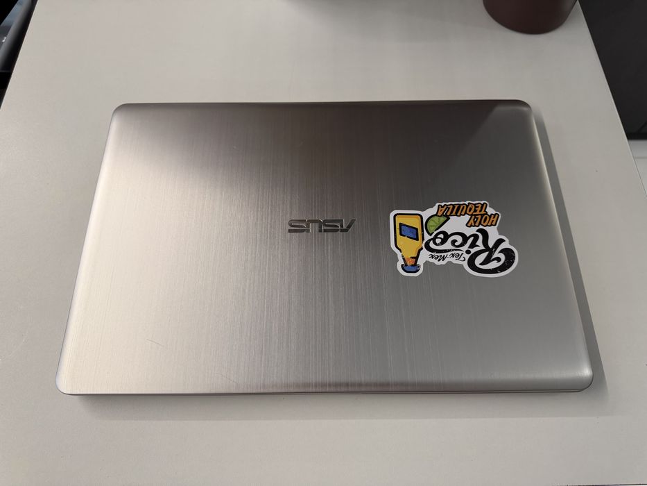 ASUS Vivobook 15 pro N580vd (GTX1050, i5-7300HQ) - stan wyśmienity