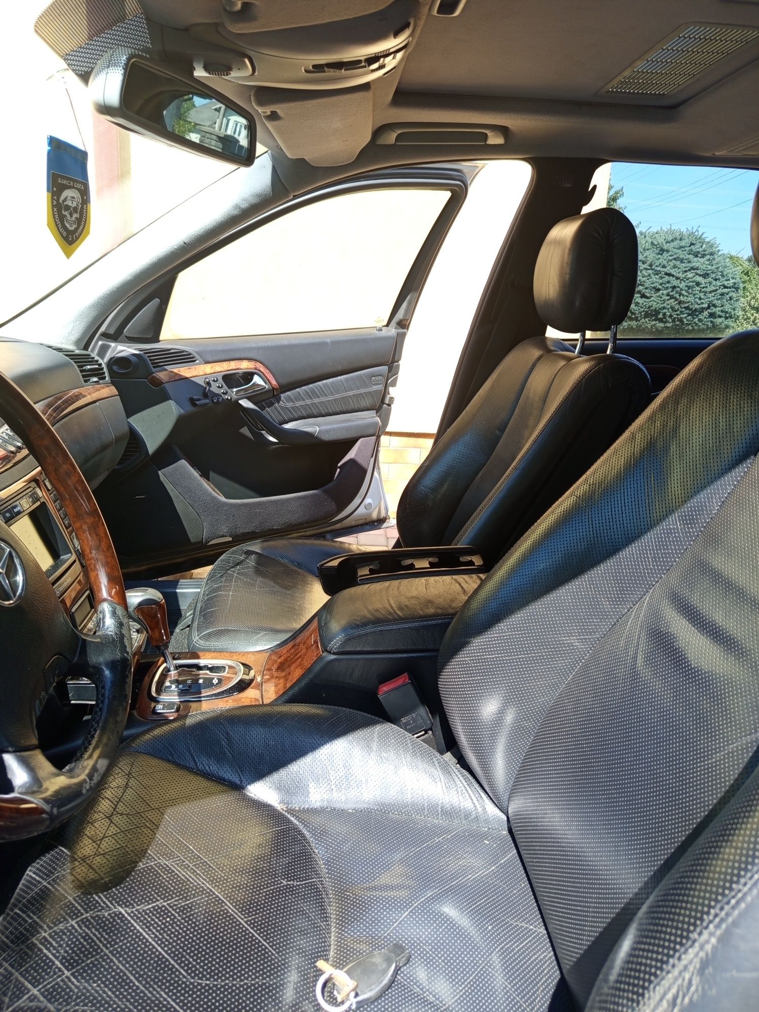 Продам Мерседес W220 S