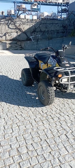Vendo moto4 em ótimo estado