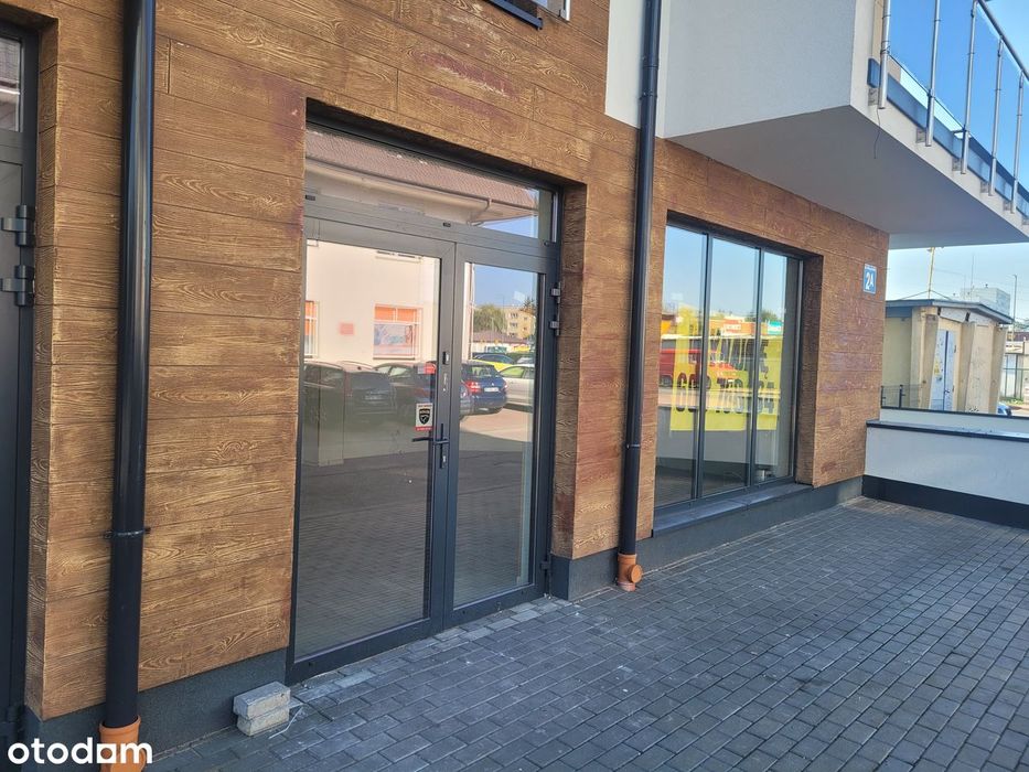 Lokal usługowy z miejscem parkingowym w garażu podziemnym