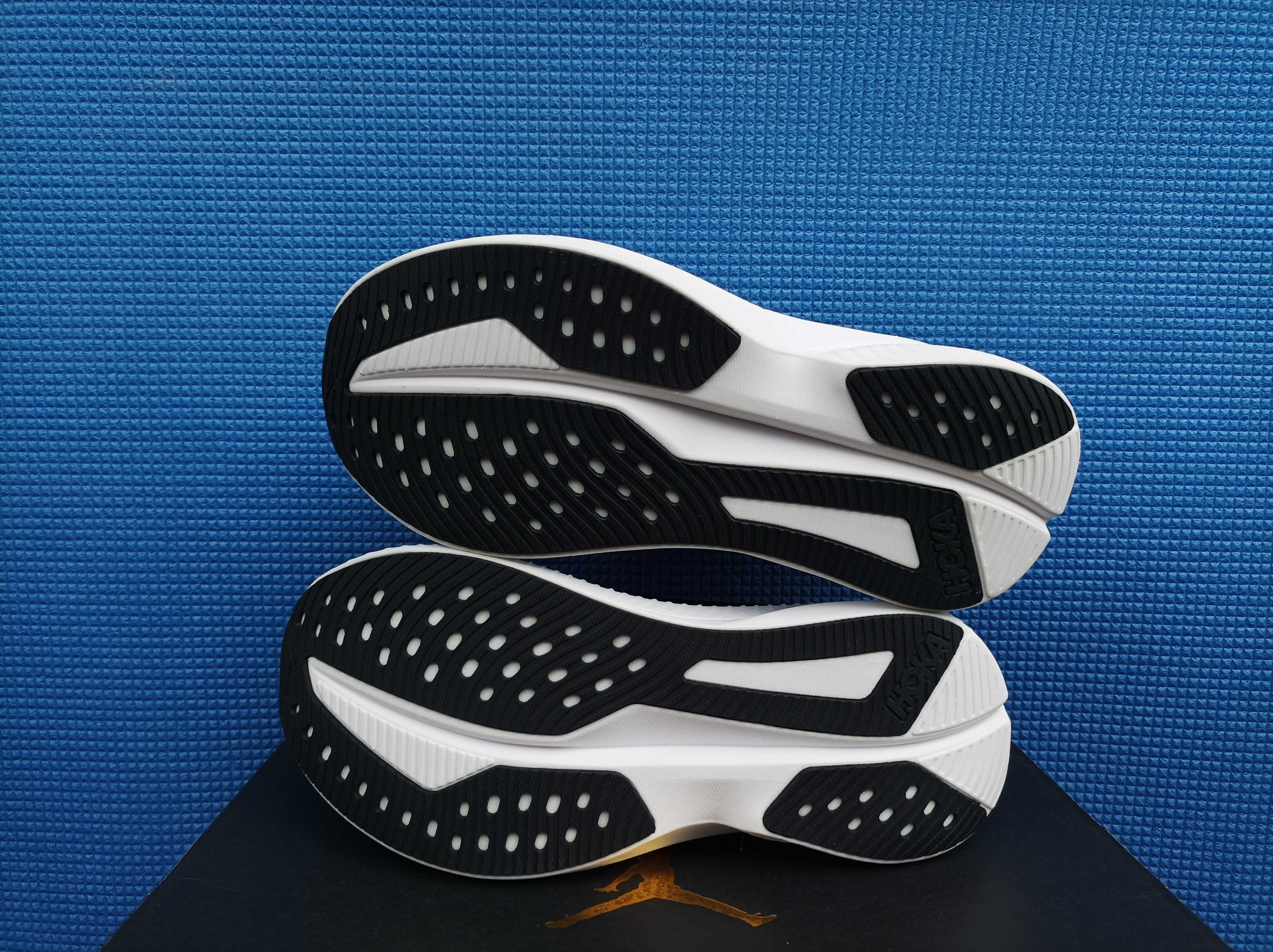 Кросівки Hoka One One M Mach 6 (40,44.5,49) Оригінал!