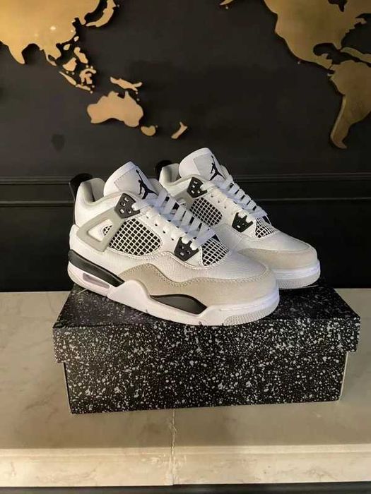 Buty sportowe Jordan_4_Retro_Black_Military_R.37.5