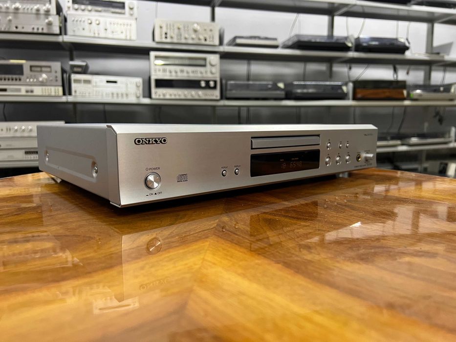 Odtwarzacz płyt CD Onkyo DX-7355 Audio Room