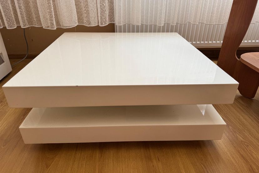 Stolik kawowy bialy wysoki polysk