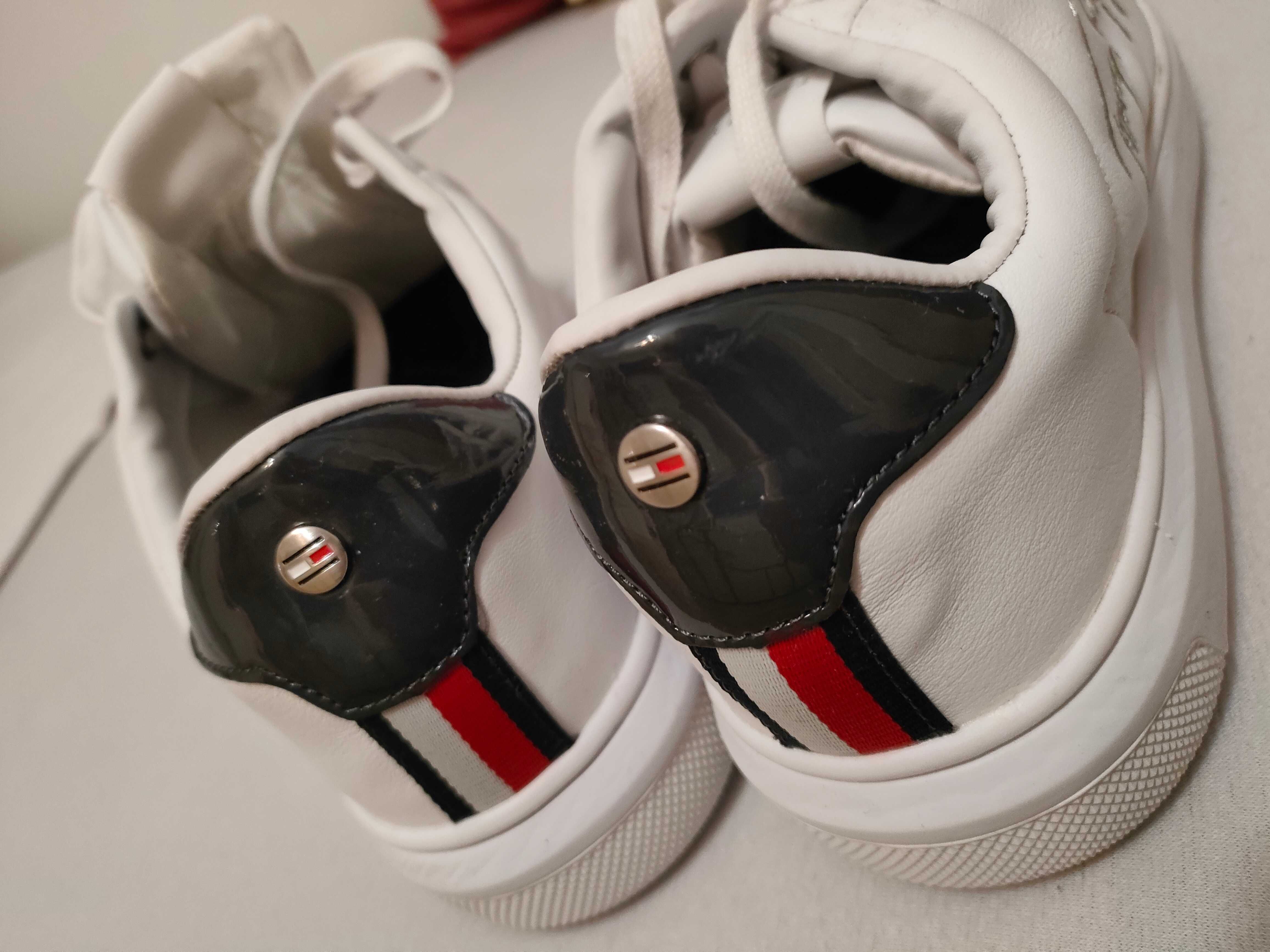 sprzedam skórzane buty sportowe