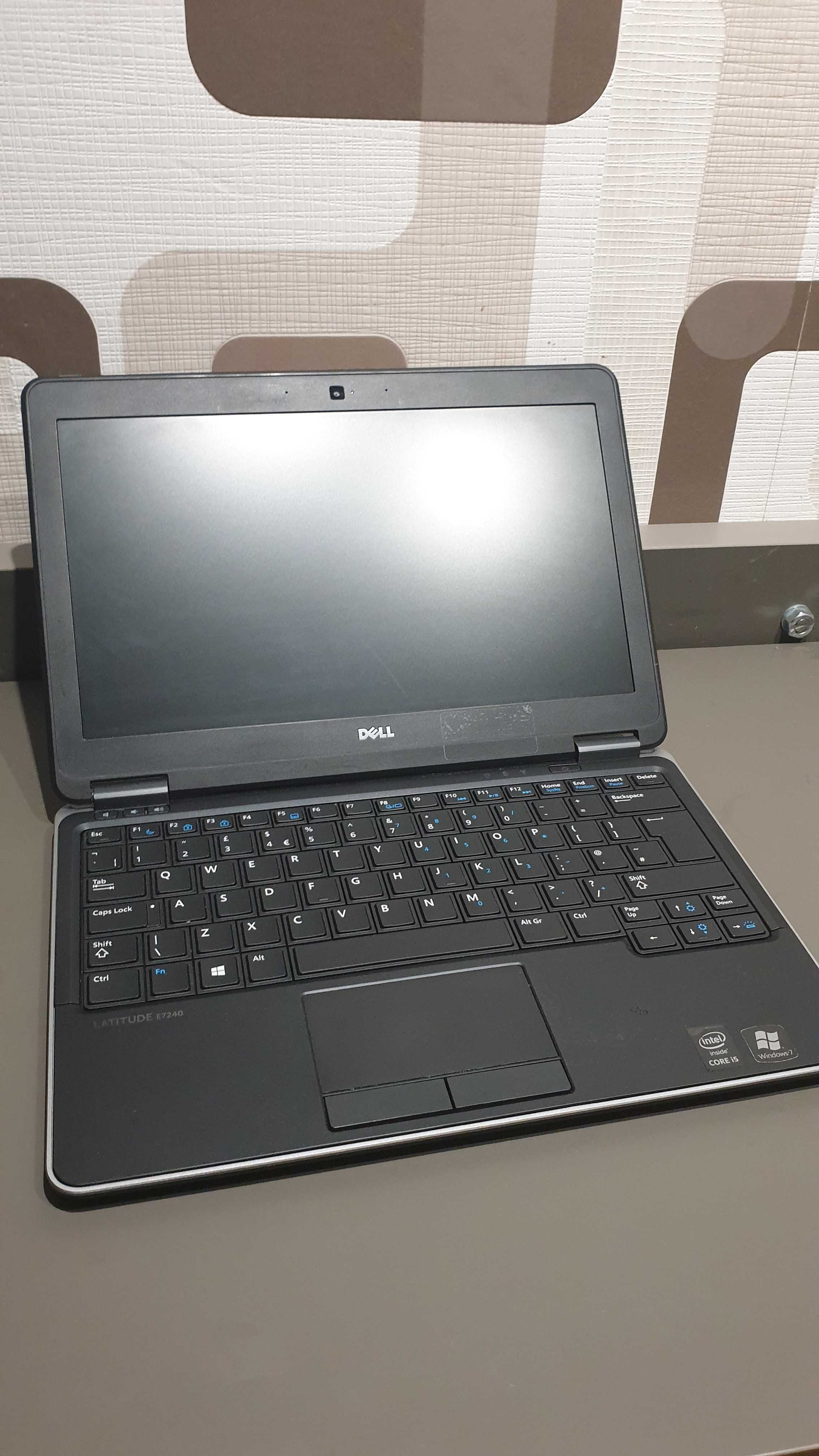 Laptop Dell Latitude E7240