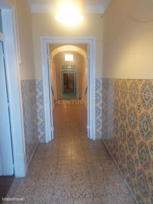 Ferreira Do Alentejo-Beja- Alentejo - Moradia Para Renovar Em Pleno Ce