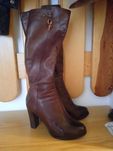 skórzane buty damskie