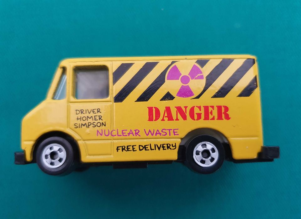 2 Carrinhos RAROS - Os Simpsons - HOT WHEELS MATTEL - Anos 90