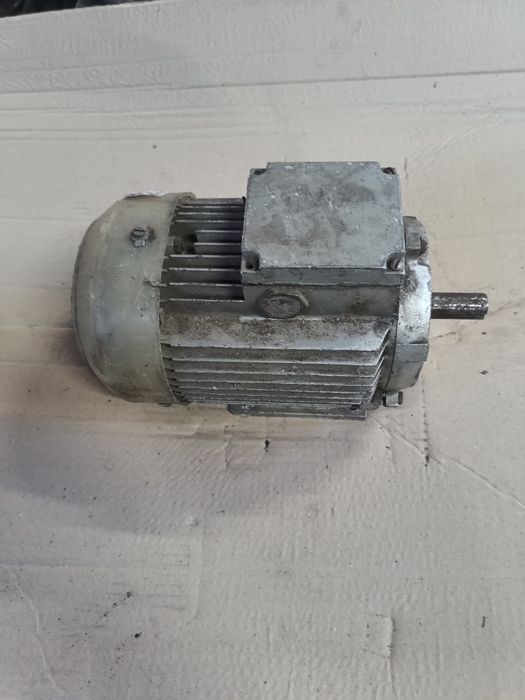 Електродвигуни робочі
