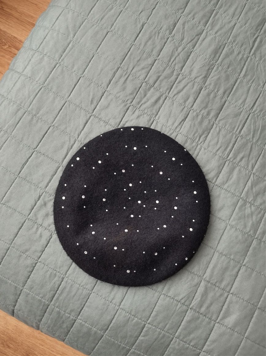 Stradivarius rozmiar M wełniany beret damski