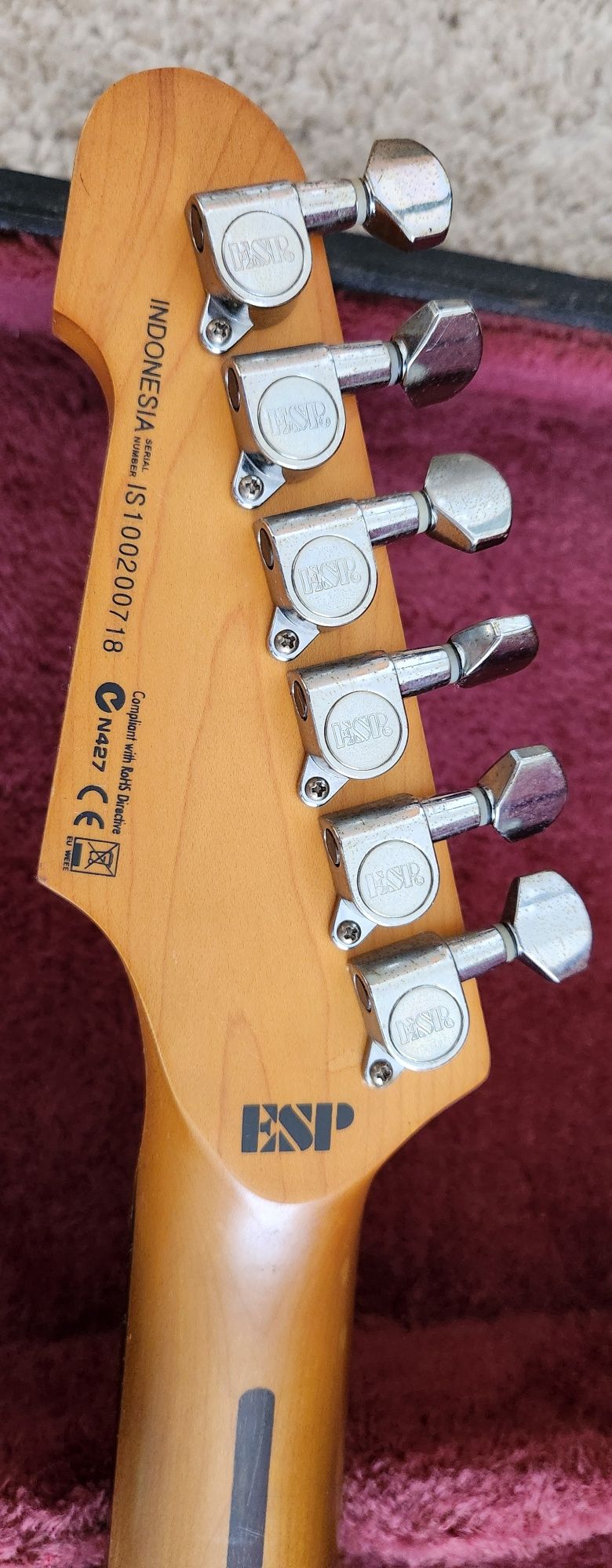 Guitarra ESP Ltd ST203 "Stratocaster" Seymour Duncan