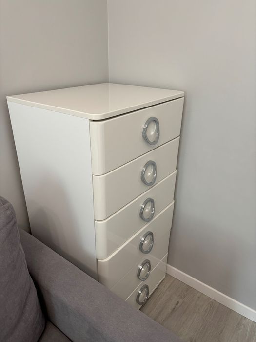 Komoda Roksana II lakierowana