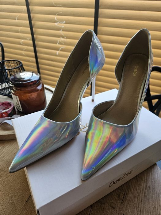 Buty szpilki Deezee