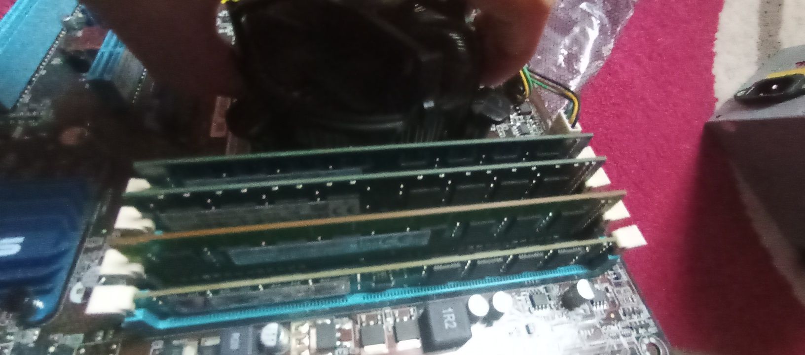 Bundle Motherboard ASUS, CPU i3  14GB Ram