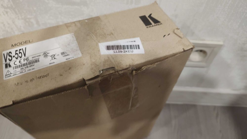 Коммутатор видео-аудио Kramer VS-55V Composite Video Balanced Coaxial